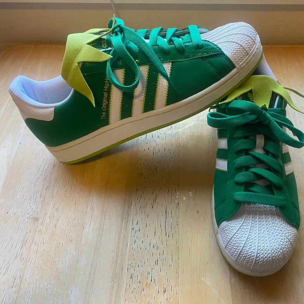adidas gazelle silver green womens Adidas Men's Superstar Shoes